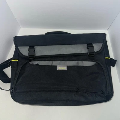 Targus TCG270 City Gear Messenger Bag for 17.3" Notebooks - Black/Gray - Image 1 of 4