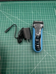 Braun Series 3 Electric Precision Razor 3040S Wet & Dry Shaver.        H - Picture 1 of 5