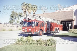 Feuerwehrapparat Rutsche 1995 Compton Fire Dept 1988 E-One Leiterwagen 411 #10604 - Bild 1 von 1