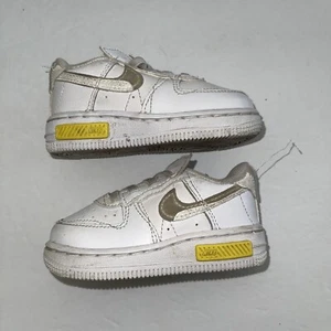 Nike Force 1 Fontanka (TD) Blanco Opti/Amarillo Zapatos Niño Pequeño Talla 5C (DO6147-100) - Imagen 1 de 8