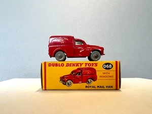 Dinky Toys ENGLAND # 68 ROYAL MAIL VAN - Picture 1 of 10