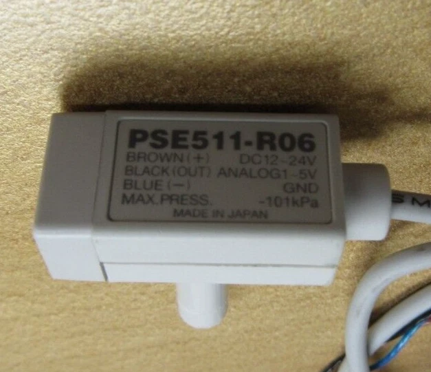 SMC PSE511-R06 12-24 VDC Vacuum Sensor -101 - 0 kPa Analog 1-5 VDC Output 6MM - Image 1 of 4
