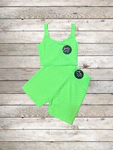 Women’s LARGE Shorts High Waist Crop Top 2pc Outfit NWT Textured Stretchy Yoga - Picture 1 of 4
