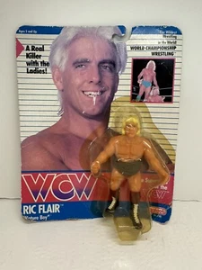 Ric Flair π₯ - WCW Galoob Wrestling Figure WITH BELT - On Card Boxed Vintage Toy - Picture 1 of 4