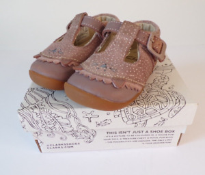 Clarks Baby Shoes Pink Suede Roamer Cub T Size 4-1/2 G Fit EUR 20-1/2 Boxed