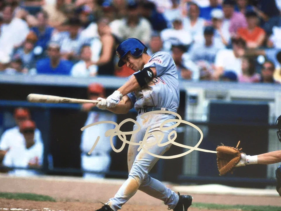 Bret Boone Signed San Diego Padres 8x10 Photo Auto Photograph Autographed - Image 1 of 1