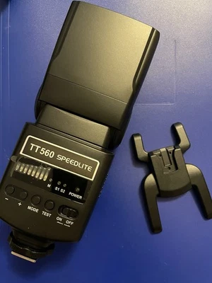 Neewer TT560 Speedlite Blitz für Kameras - Bild 1 von 3