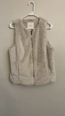 Maurices Cream Faux Fur Zip Front Vest Size Small Pockets — 第 1/4 张图片