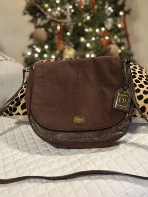 Bandolera Ralph Lauren de gamuza y cuero marrón con herrajes dorados Foto 1 de 4