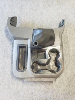  06 09 DODGE RAM FLOOR CONSOLE CUPHOLDER SHIFT BOOT FOR 6 SPEED MANUAL 2WD GRAY Foto 1 de 4