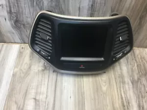 16 2016 JEEP CHEROKEE VP3 HD RADIO 8.4” TOUCH SCREEN INFOTAINMENT-DISPLAY - Picture 1 of 11