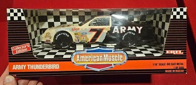 ERTL American Muscle 1/18 军队 ALAN KULWICKI,Thunderbird 1994 年 5000 件 1 全新带盒 — 第 1/4 张图片