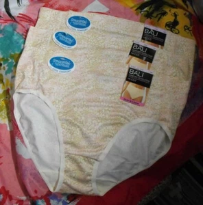3 NEW BALI COMFORT REVOLUTION ST62 SmoothTec COOL COMFORT HI-CUT PANTIES M/6 - Picture 1 of 1