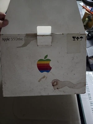 VINTAGE | Apple 3.5 External Floppy Disk Drive | P/N A9M0106 - Image 1 of 4