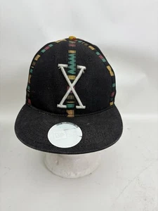 De colección Malcolm X Verde Rojo Elmo Company 7 3/8 Raro Retro Nueva Era - Imagen 1 de 11