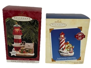 VTG Set Of 2 Hallmark Lighthouse Magic Collector Series 1997 & 2003 In Boxes - Picture 1 of 18