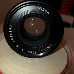 [RAR!] Nikon Nikkor AI-S 50mm f1.8 Objektiv AIS/MF Japan (Late, Pancake) [SAUBER!] - Bild 1 von 8