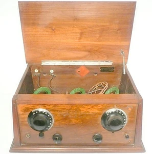 vIntage * PHANSTIEHL - MODEL 8 RADIO:  Untested  - Picture 1 of 10