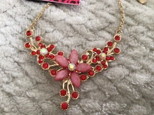 Betsey Johnson Necklace Flower Bib Type Goldtone Red Crystal Flowers - Picture 1 of 4