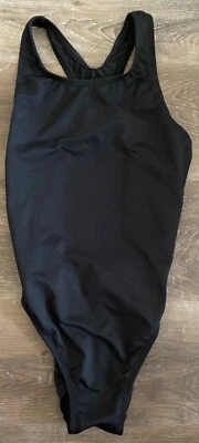 Maiô Dolfin~Novo com etiquetas Ocean Performance preto sólido peça única~Tamanho 34~NOVO~ - Imagem 1 de 4