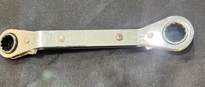 Vintage S-K 1/2" and 9/16" Double Box End Offset Ratcheting Wrench No. 87016 - Picture 1 of 6