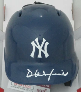 Yankees Hall o Famer DAVE WINFIELD Signed Baseball Rawlings Mini Helmet AUTO JSA - Picture 1 of 1