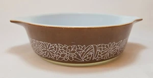 Pyrex Woodland Brown #471 Casserole 500ml White Floral Scroll No Lid Vintage - Picture 1 of 10