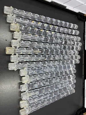 Pilares espirales transparentes Wilton Foto 1 de 2