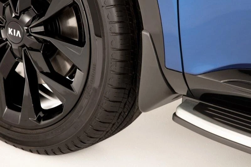 OEM 2021 - 2025 Kia Sorento SPLASH GUARDS MUD FLAPS 4pc Factory MUD GUARD Set - Image 1 of 1