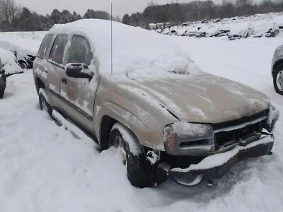 Used Front Right Lower Lower Control Arm Front fits: 2004 Chevrolet Trailblazer - Image 1 of 4