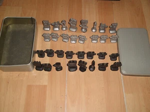 AJEDREZ DE MARISCAL METALICO CON SUS 32 PIEZAS EN SU ORIGINAL CAJA STEEL CHESS - Imagen 1 de 2