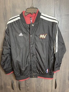 Adidas Herren Miami Heat On Court Jacke, schwarz, Erwachsene S/M siehe Maße - Bild 1 von 11