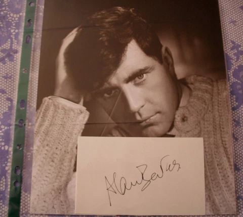 ALAN BATES  Original Signed White Card Cover