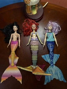 Lotto Bambole Disney La Sirenetta Ariel e le sue sorelle! Buone condizioni! - Foto 1 di 2