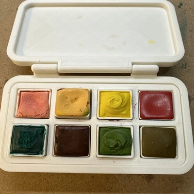 Nuevas acuarelas hechas a mano, una colección de diferentes empresas Foto 1 de 3