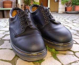 Dr. Martens Black 8053 Uomo Taglia 9 Quasi Come Nuovo Vendita al Dettaglio 130€ - Foto 1 di 8