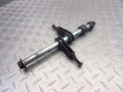 Ajustador del eje de rueda trasera Kawasaki Ninja EX500 500R 1988 87-94  Foto 1 de 4