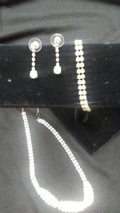 Vintage Modeschmuck Set 3 teilig Halskette Armband und Ohrringe - Bild 1 von 9