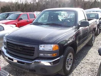 Driver Front Spindle/Knuckle Classic Style Fits 99-07 SIERRA 1500 PICKUP 467044 - Image 1 of 4