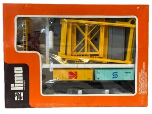 Lima HO/OO Gauge 960 - Freight Yard Set with Bogie, Trucks and Overhead Crane GC - Picture 1 of 2