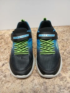 Sketchers machine washable sneakers youth size 3 - Picture 1 of 8