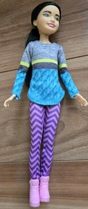 Barbie Team Stacie 2019 Asian Friend Dancer Puppe schwarze Haare Ethno Teen Skipper - Bild 1 von 4