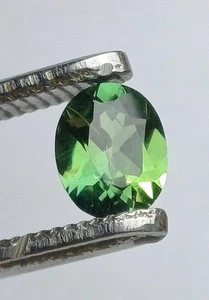 1.0ct Unheated Kenyan Green Sapphire - Picture 1 of 15