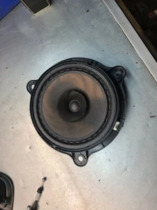 Nissan Micra K13 MK4 O/S Rear Driver Right Side Door Speaker - Picture 1 of 7