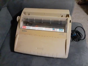 Brother Correctronic GX-6750 tragbare elektronische Schreibmaschine Daisywheel getestet - Bild 1 von 8