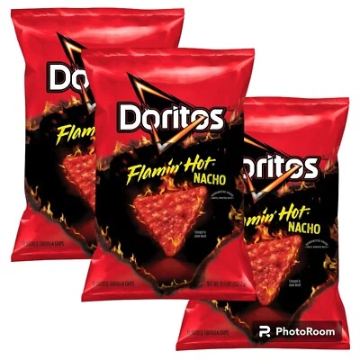 Tortilla Chips Doritos Flamin' Hot Nacho Sabor 9,25 OZ (3 Bolsas Snacks) Foto 1 de 4