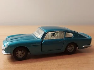 Vintage Dinky Aston Martin DB6 Green (Very Rare Color) Original 1960s - 4" Long - Picture 1 of 8