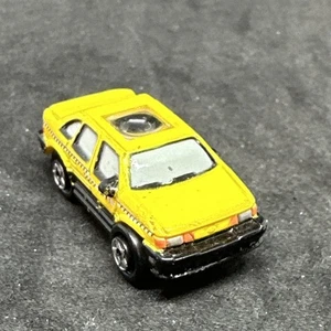 Micro Machines Private Eyes Ford Taurus Yellow Taxi, 1990 Galoob, Vintage - Picture 1 of 6