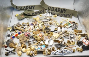 Vietnam War Army, Navy, USMC Insignia, Badges & Patches Huge Lot Of 107 - Imagen 1 de 6