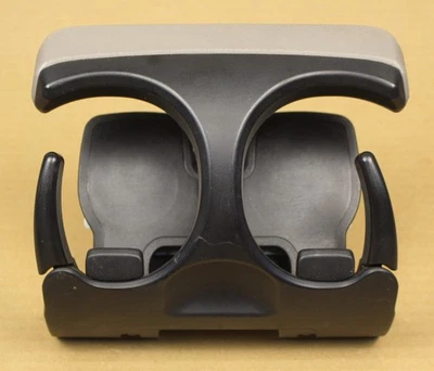 Portavasos plateado para consola central delantera Lexus LS430 Foto 1 de 4